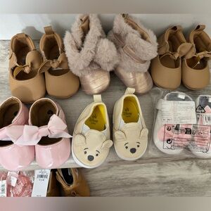 Adorable Pink Bow Baby Shoes